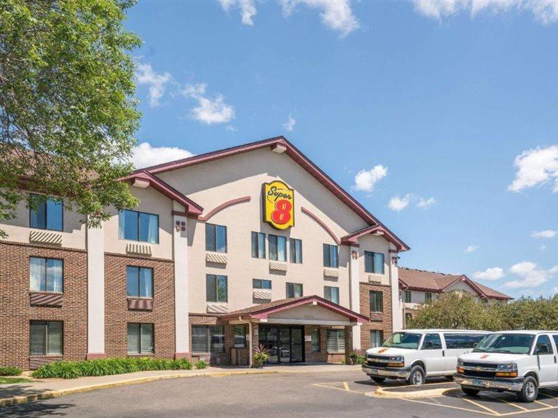 Готель Super 8 By Wyndham Bloomington/Airport Екстер'єр фото
