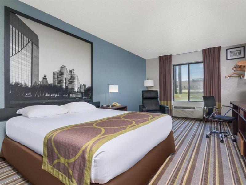Готель Super 8 By Wyndham Bloomington/Airport Екстер'єр фото